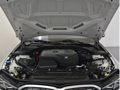 宝马3系 2025款 325i M运动套装