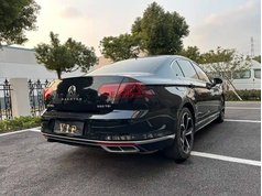 迈腾 2023款 200万辆纪念版 330TSI DSG豪华型