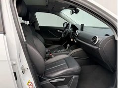 奥迪Q2L 2022款 35 TFSI 进取动感型