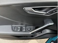 奥迪Q2L 2022款 35 TFSI 时尚动感型