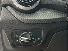 奥迪Q2L 2022款 35 TFSI 进取致雅型