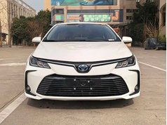 卡罗拉 2021款 双擎 1.8L E-CVT精英版