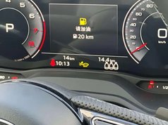 奥迪Q2L 2025款 35TFSI 时尚动感型