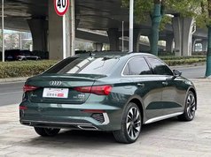 奥迪A3 2023款 改款 A3L Limousine 35 TFSI 时尚运动型