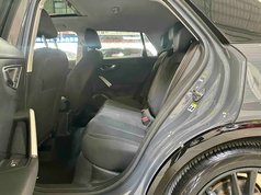 奥迪Q2L 2021款 35 TFSI 进取动感型