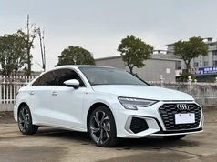 奥迪A3 2024款 A3L Limousine 35 TFSI 豪华运动型