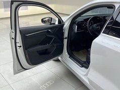 奥迪A3 2022款 A3L Limousine 35 TFSI 时尚运动型