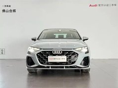 奥迪A3 2025款 A3L Limousine 35TFSI 飞驰尊享型