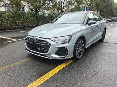 奥迪A3 2025款 A3L Limousine 35TFSI 飞驰尊享型