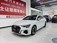奥迪A3 2023款 A3L Limousine 35 TFSI 时尚运动型