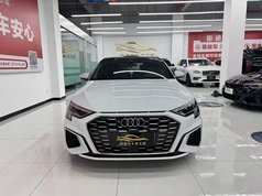 奥迪A3 2023款 A3L Limousine 35 TFSI 时尚运动型