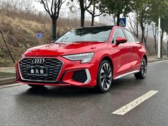 奥迪A3 2023款 A3L Limousine 35 TFSI 时尚运动型