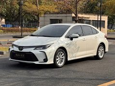 卡罗拉 2021款 双擎 1.8L E-CVT精英版