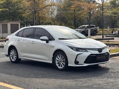 卡罗拉 2021款 双擎 1.8L E-CVT精英版
