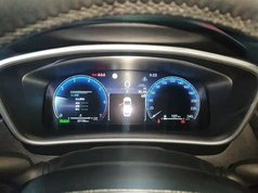 雷凌 2023款 智能电混双擎 1.8L 豪华版