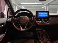 雷凌 2022款 双擎 1.8H E-CVT进取版