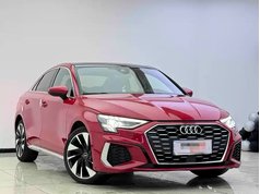 奥迪A3 2023款 A3L Limousine 35 TFSI 时尚运动型