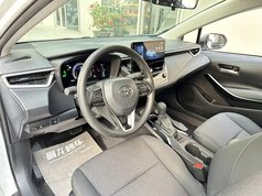 卡罗拉 2023款 1.8L 智能电混双擎 先锋版