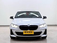 宝马1系 2022款 125i M运动曜夜版
