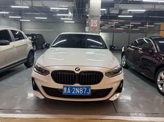 宝马1系 2023款 120i M运动曜熠版