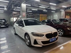 宝马1系 2023款 120i M运动曜熠版