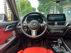 宝马1系 2021款 改款 125i M运动曜夜版