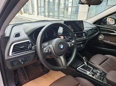 宝马1系 2022款 120i M运动曜夜版