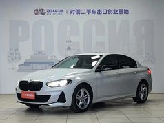 宝马1系 2022款 120i M运动曜夜版