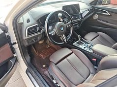 宝马1系 2023款 120i M运动曜夜版