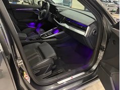 奥迪A3 2023款 A3L Limousine 35 TFSI 时尚运动型