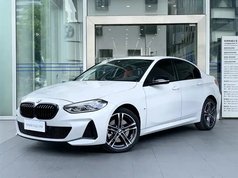 宝马1系 2023款 125i M运动曜夜版