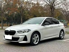 宝马1系 2021款 120i M运动曜夜版