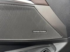 宝马3系 2025款 330Li 尊享型 M运动曜夜套装