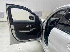 宝马3系 2022款 改款 320i 运动套装