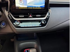 雷凌 2021款 双擎 1.8H E-CVT运动版