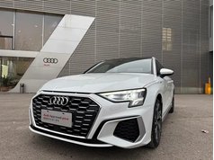 奥迪A3 2023款 A3L Limousine 35 TFSI 豪华运动型