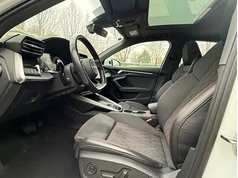 奥迪A3 2023款 A3L Limousine 35 TFSI 豪华运动型