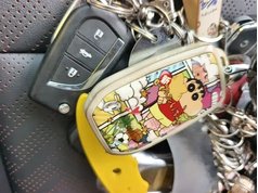 雷凌 2023款 智能电混双擎 1.8L 运动版