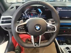 宝马3系 2025款 330i M运动曜夜套装