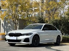 宝马3系 2021款 改款 325i M运动曜夜套装