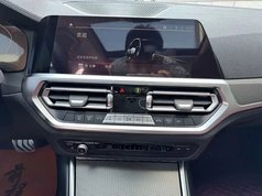 宝马3系 2021款 改款 325i M运动曜夜套装