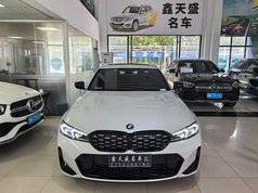 宝马3系 2024款 325i M运动曜夜套装