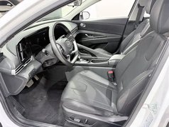 伊兰特 2021款 1.5L CVT LUX尊贵版