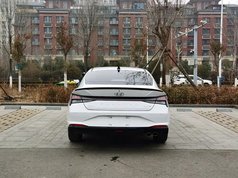 伊兰特 2022款 240TGDi DCT LUX尊贵版