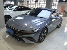 伊兰特 2023款 1.5L CVT LUX尊贵版