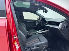 奥迪A3 2021款 A3L Limousine 35 TFSI 时尚运动型