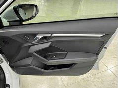 奥迪A3 2023款 A3L Limousine 35 TFSI 时尚运动型