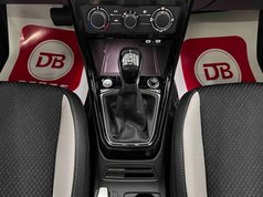 探影 2023款 200TSI DSG 悦智联版