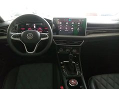 速腾 2025款 改款三 300TSI DSG超越版