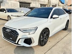奥迪A3 2022款 A3L Limousine 35 TFSI 时尚运动型
